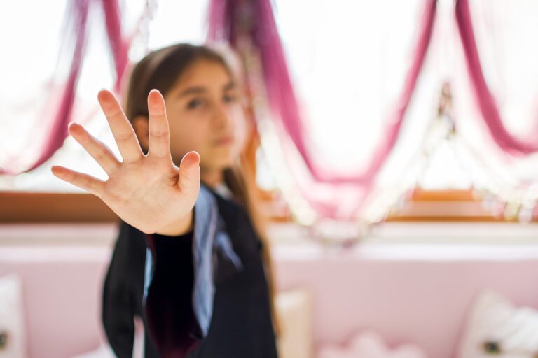 Maio Laranja: como atuar no combate à exploração sexual de crianças e adolescentes